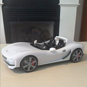 Rainbow High White Convertible